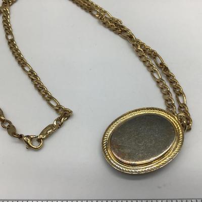 18KT GF Chain with Cameo Pendant