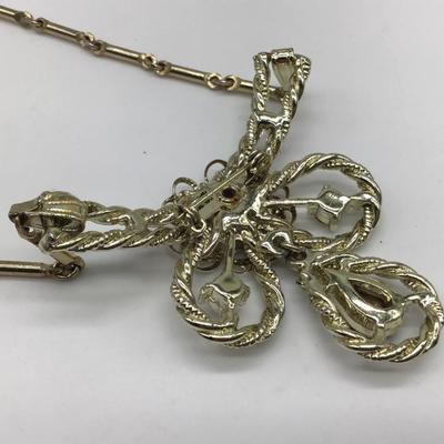 Vintage Brooch Necklace Combo