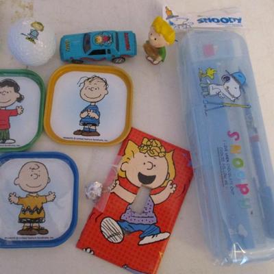 Peanuts Character Sally Brown Charlie Snoopy Lucy Linus