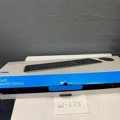 Microsoft Wireless 850 Desk Top Keyboard