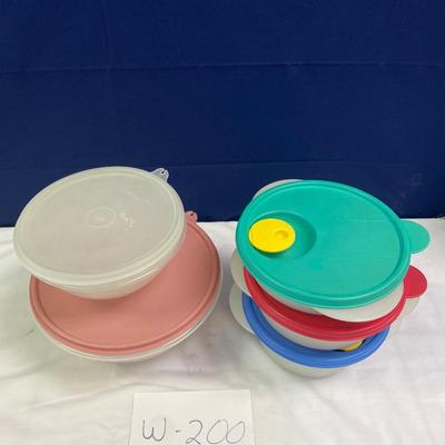 Tupperware Lot