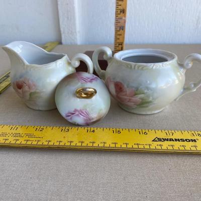 Vintage sugar and creamer set