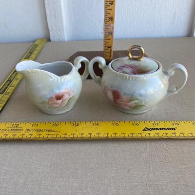 Vintage sugar and creamer set