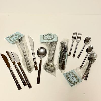 LOT 236  AL-SATEDI STORES FLATWARE  "AS SEEN ON TV " SAUDI ARABIA STAINLESS STEEL FLATWARE