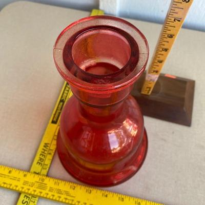 Red glass flower vase