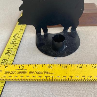 Metal pig candleholder