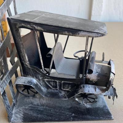 Metal classic car bookends