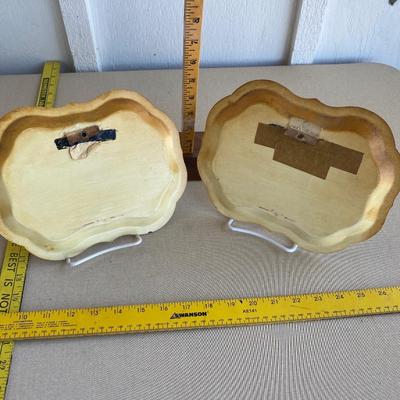 2 tin  decorative wall plates
