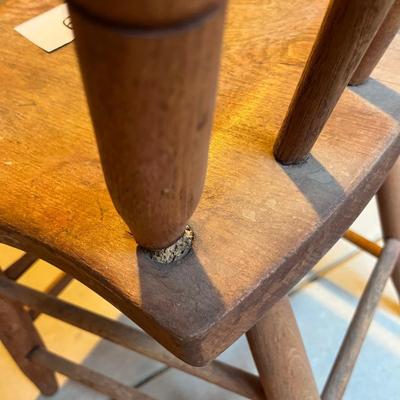 Antique walnut Side Chair