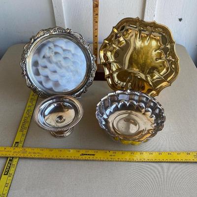 Assortment of silver plated platters and bowls