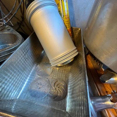 Lot of Vintage Cooking Ware