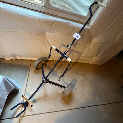 Titleist Stowaway Golf Cart