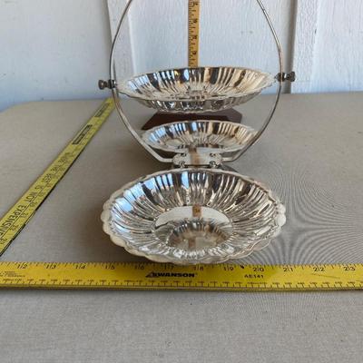 Folding silver nut dish