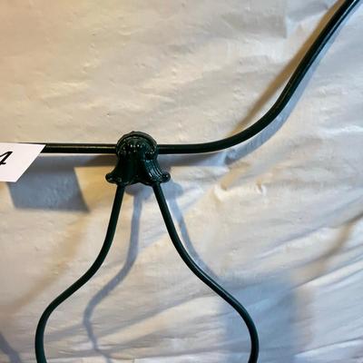 Metal Full Size headboard w/ rails