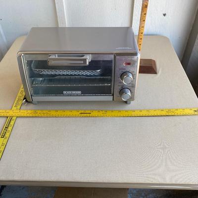 Black and decker toaster oven