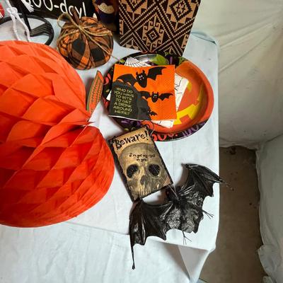 Flat of Halloween decor