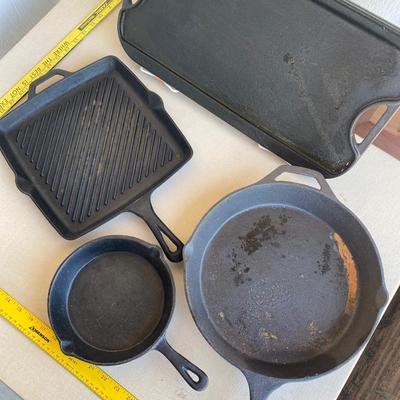 Assorted cast-iron pans