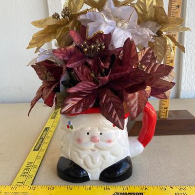 Christmas floral arrangement