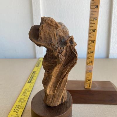 Bold eagle bust