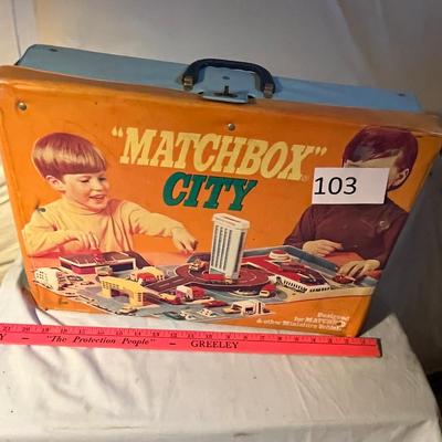 Matchbox City Fold Up playland