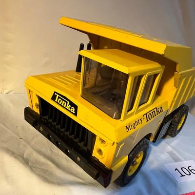 Tonka Dump Truck, Metal