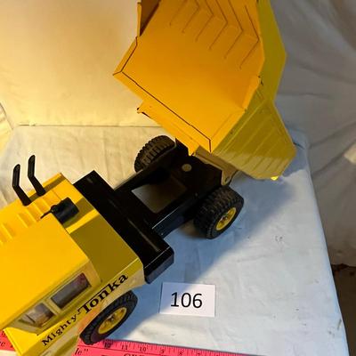 Tonka Dump Truck, Metal