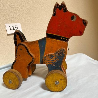 Scotty Dog Wood Pull toy