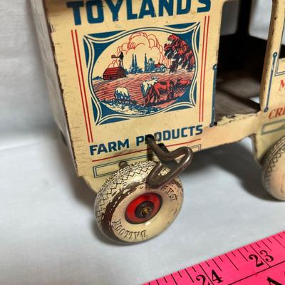 Marx Key Wind Milk wagon with horse