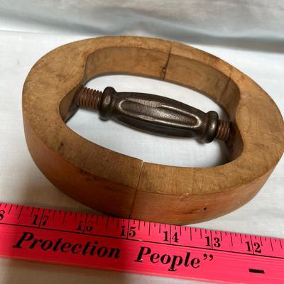 Antique Hat Stretcher