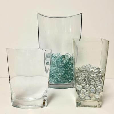 LOT 266  CLEAR GLASS FLOWER VASES WEDGE & SQUARE SHAPE