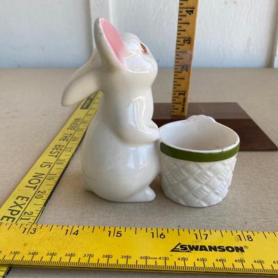 Rabbit figurine