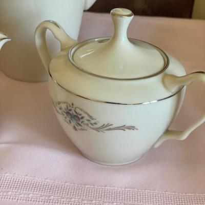 Lenox Capri Tea Set
