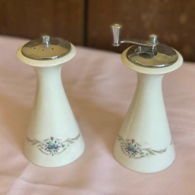 Lenox Capri Pattern Salt and Pepper Shakers