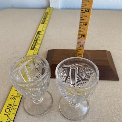 To Sherry glasses