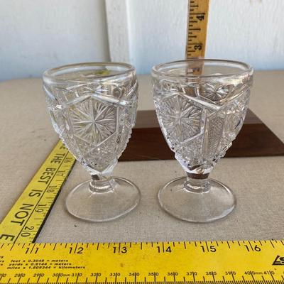 To Sherry glasses