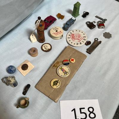 Lot of Pinback Buttons & Other advertising items