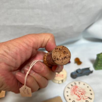 Lot of Pinback Buttons & Other advertising items