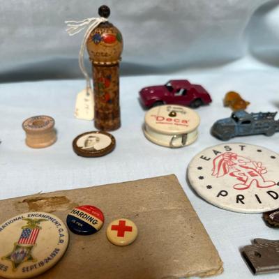 Lot of Pinback Buttons & Other advertising items