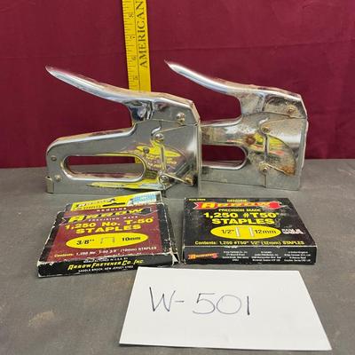 Staple guns and staples