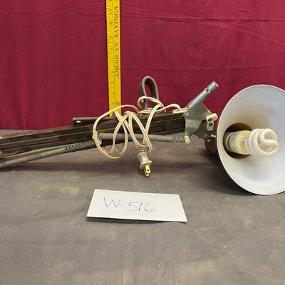 Work bench clamp light