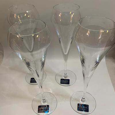 Mikasa Oenology Open Up Set of 4 - 6.5 oz each approx 9â€ tall