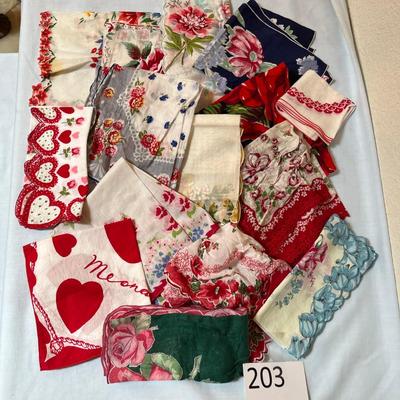 Vintage Ladies Hankies!  Fancies