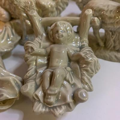 Vintage Creche Nativity Set 19 pieces