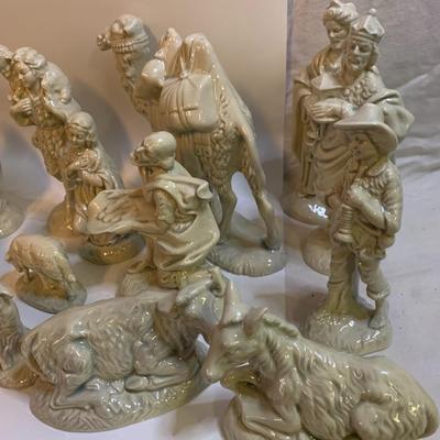 Vintage Creche Nativity Set 19 pieces