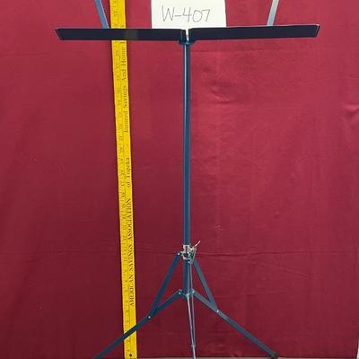 Music stand