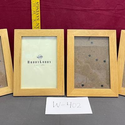 Set of 4 picture frames