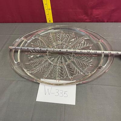 Oval serving tray-clear glass