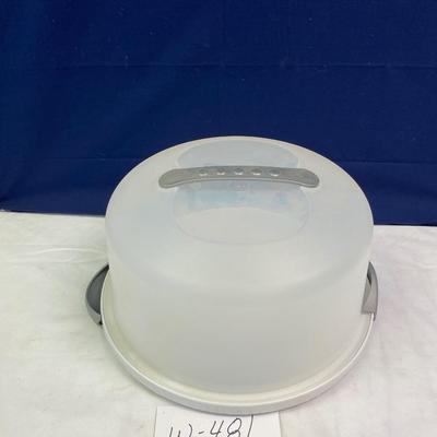 Sterlite Cake Container