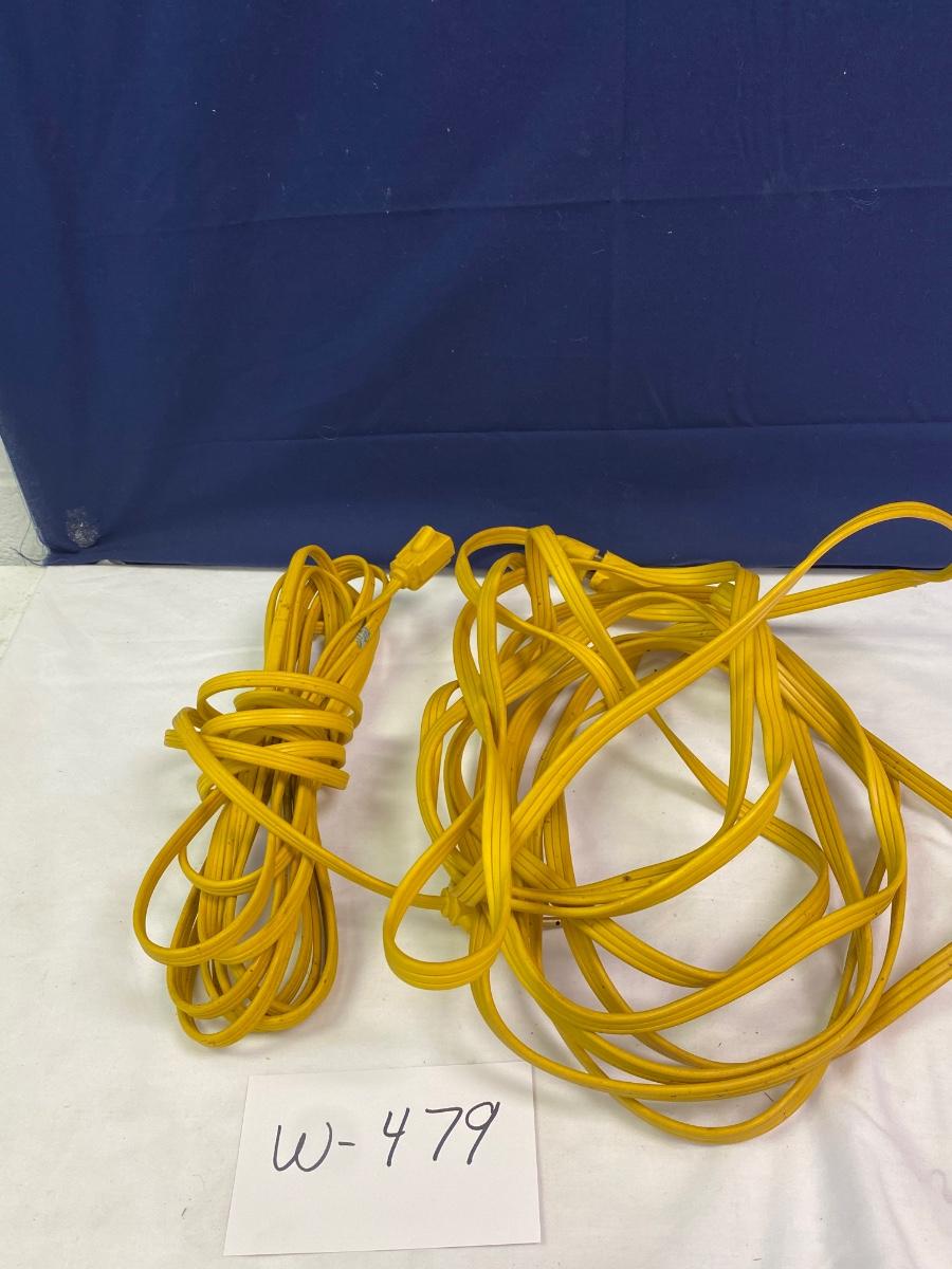 2 Extension Cords