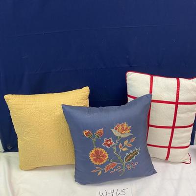 Throw Pillows
